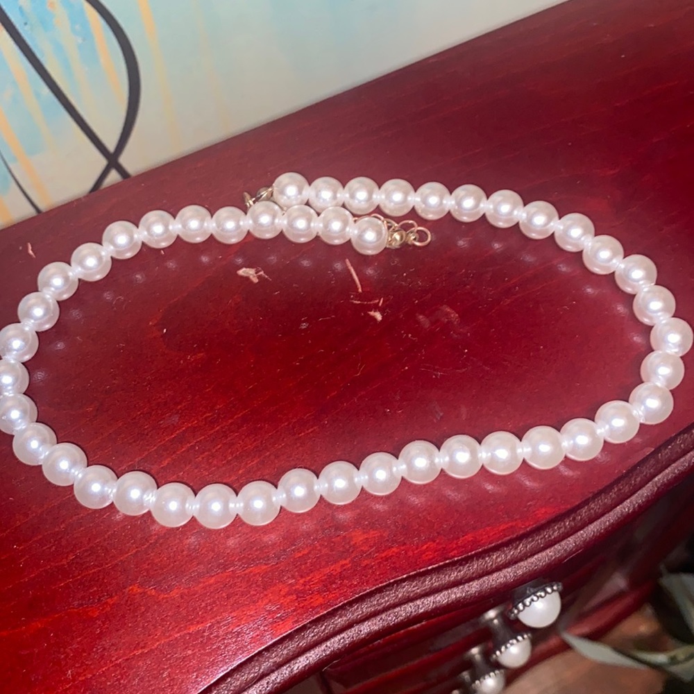 faux bead choker necklace